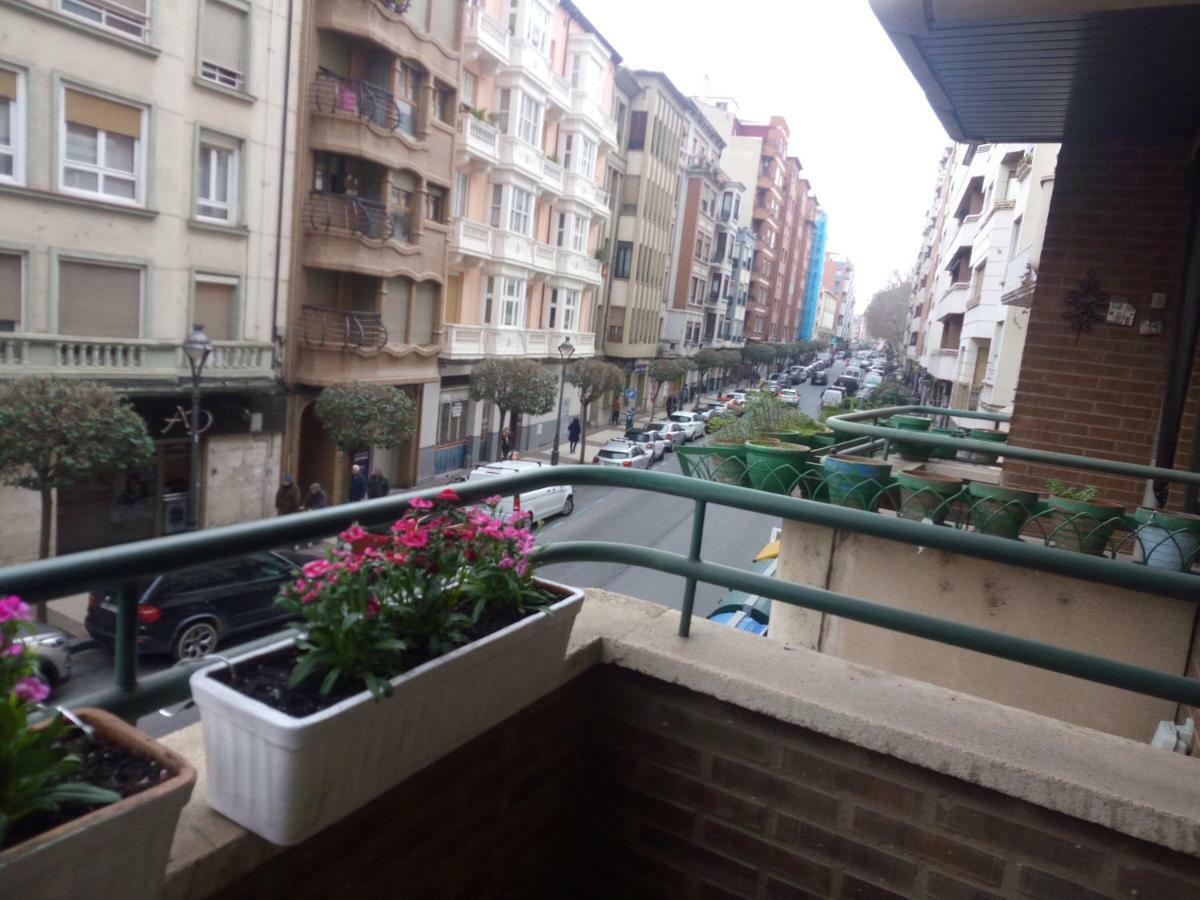 Apartamento Ayuntamiento Logroño Eksteriør bilde